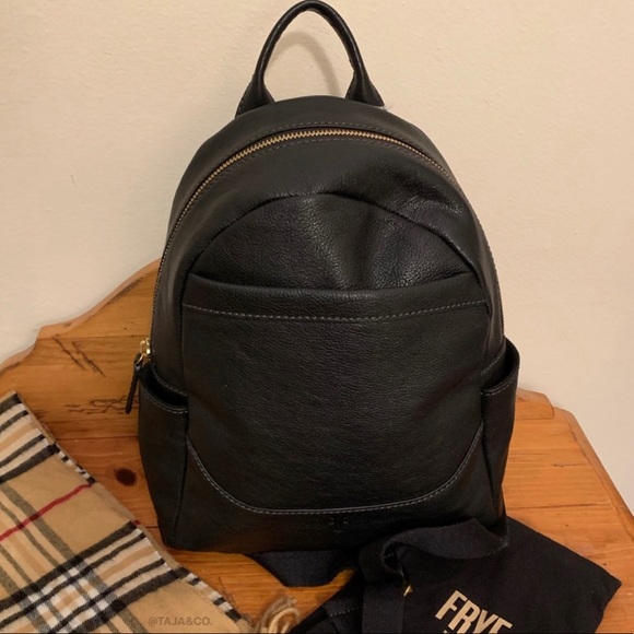 🖤FRYE: Petite Leather Front Slit Backpack (NWT) - Picture 5 of 8